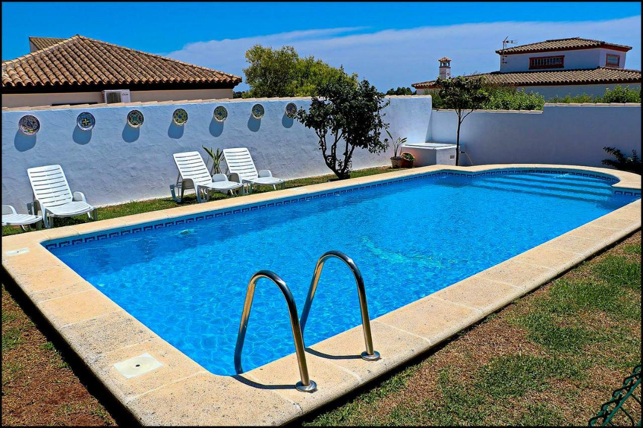 Bungalow Ramos III, con piscina compartida Conil De La Frontera Esterno foto