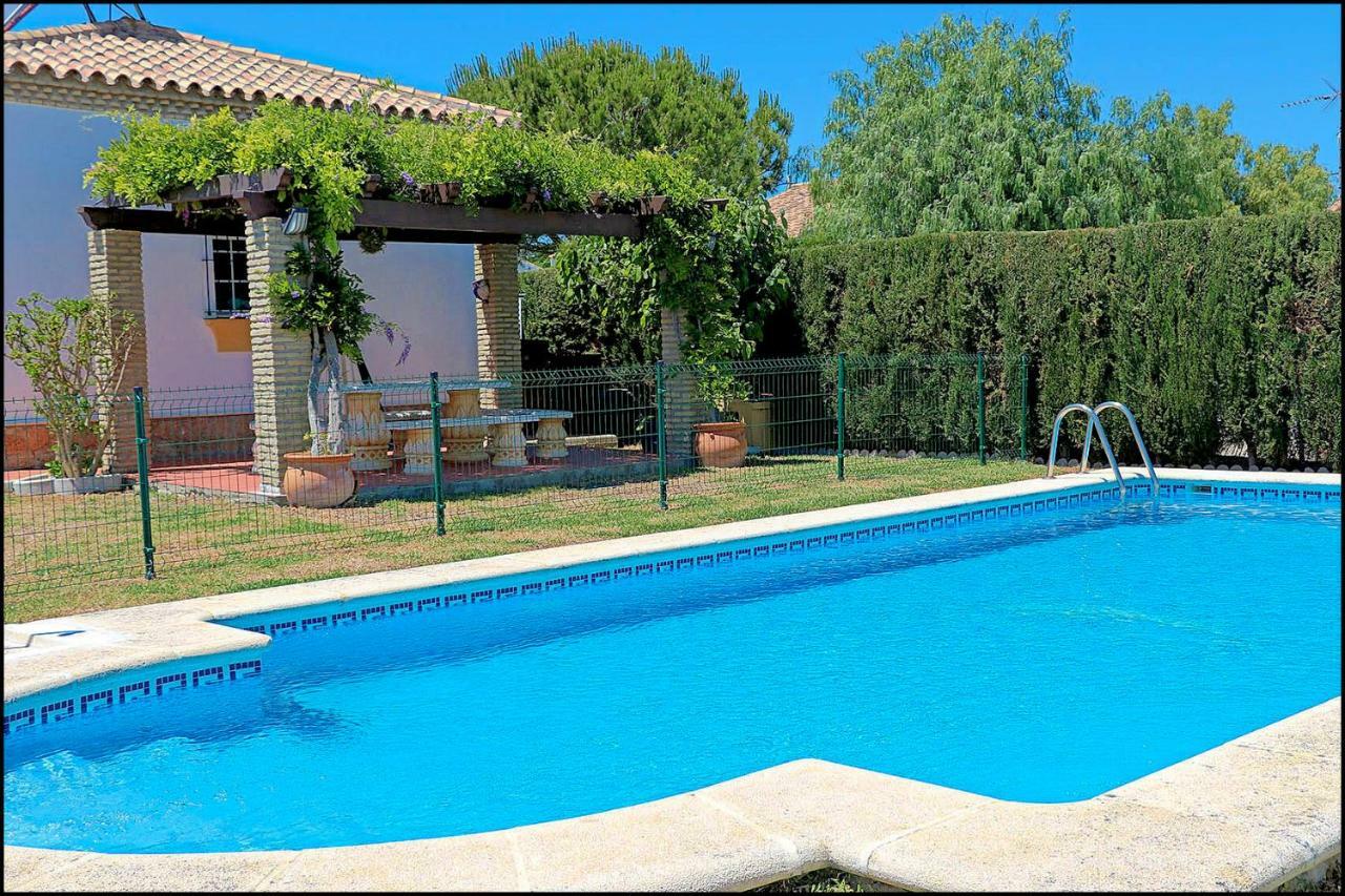 Bungalow Ramos III, con piscina compartida Conil De La Frontera Esterno foto