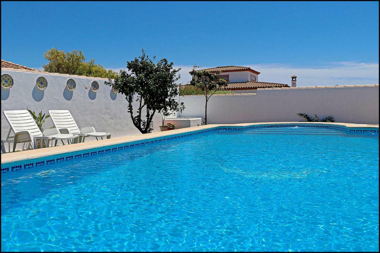 Bungalow Ramos III, con piscina compartida Conil De La Frontera Esterno foto