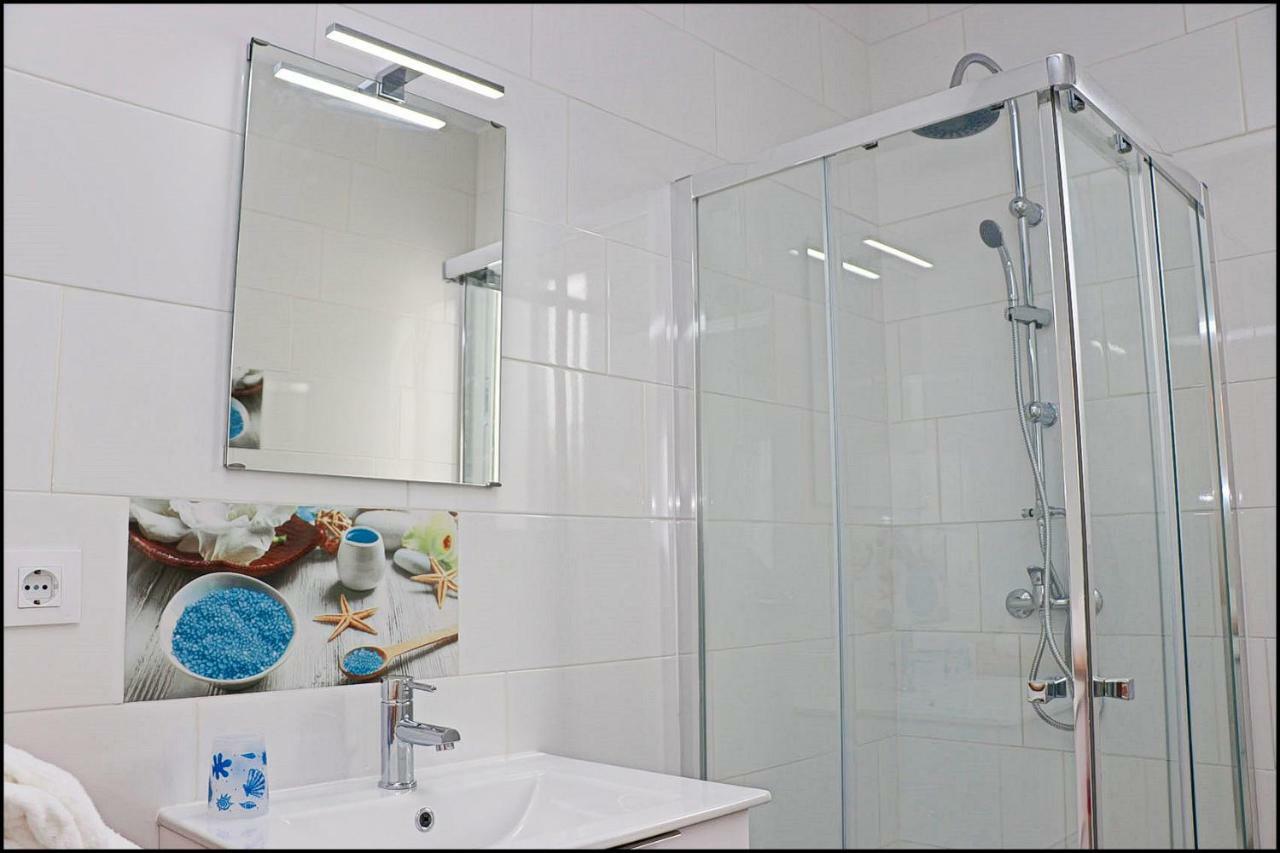 Bungalow Ramos III, con piscina compartida Conil De La Frontera Esterno foto